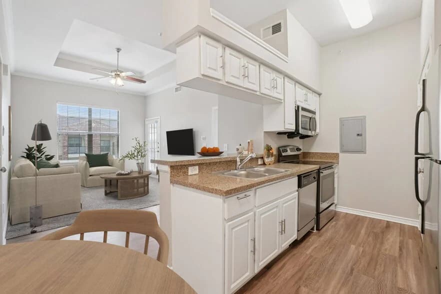 Clairmont at 121 in Lewisville, Texas