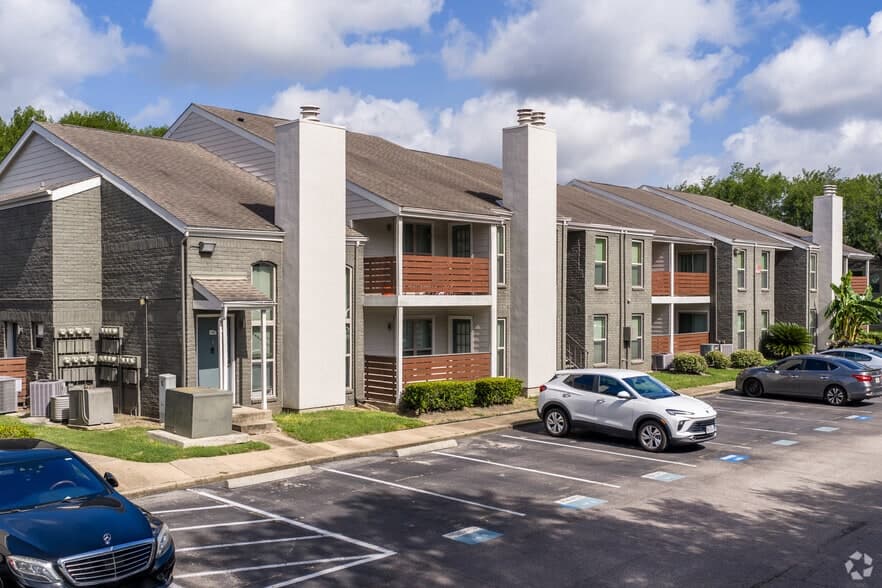 Commons at Westchase in Houston, Texas