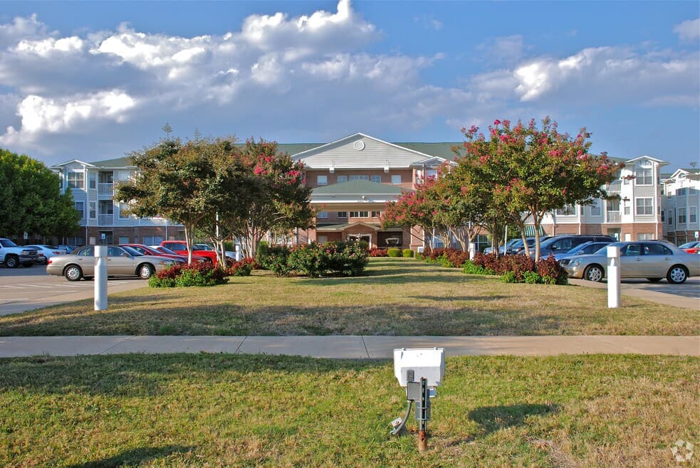 Country Lane Seniors McKinney — exterior