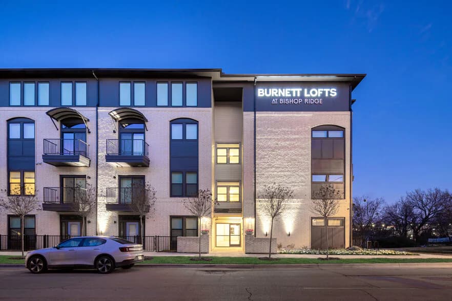 Burnett Lofts at Bishop Ridge in Dallas, Texas