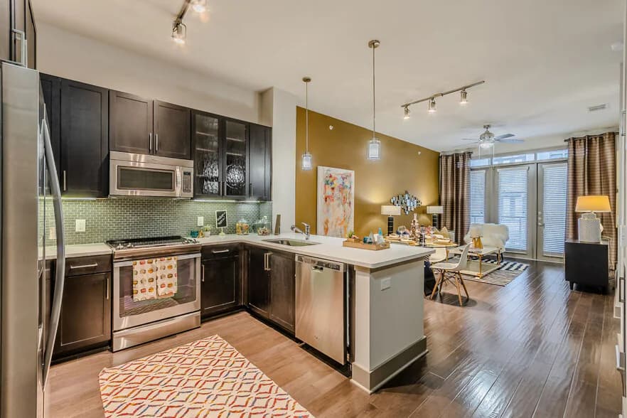 Anthem Cityline Apartments in Richardson, Texas