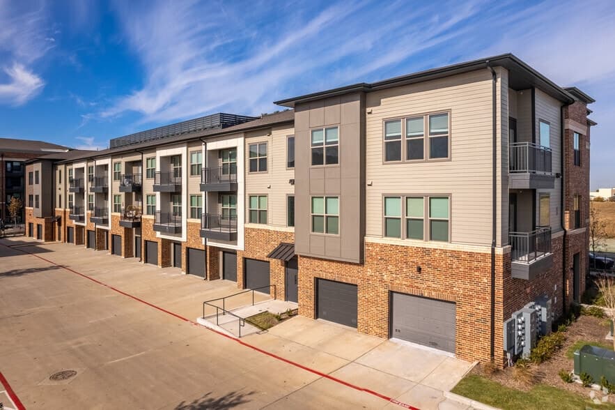 Mason + Mill in Mansfield, Texas