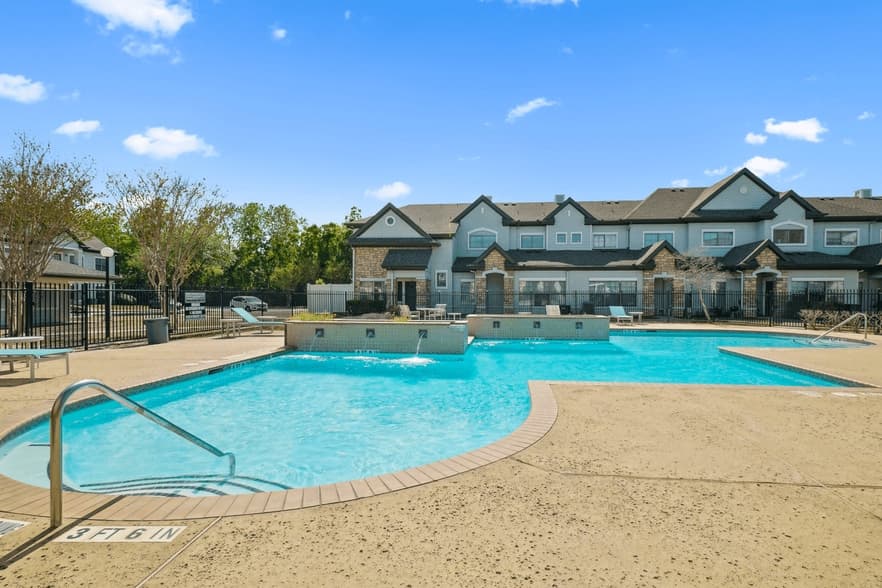 Champion Townhomes on the Green in Houston, Texas