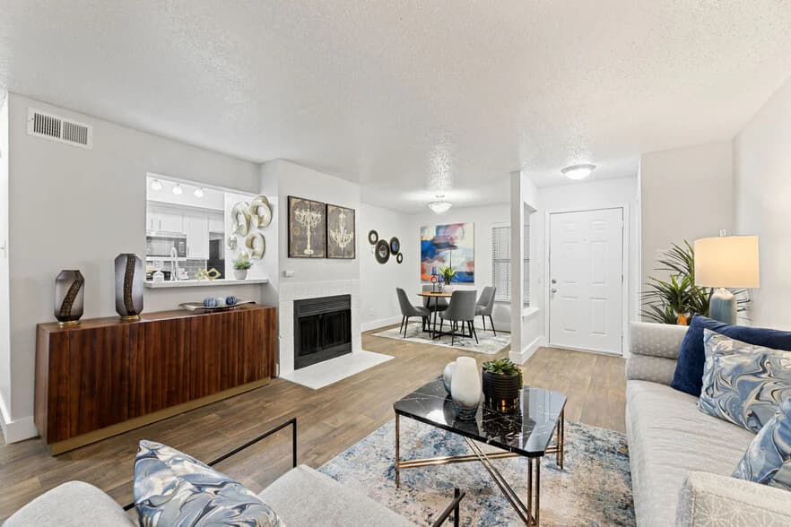 The Admiral Apartments in Euless, Texas