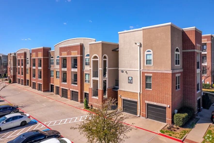 Keller Springs Crossing in Carrollton, Texas