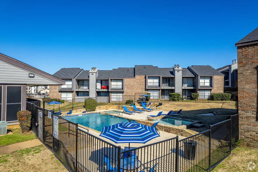 Stone Canyon in Arlington, Texas
