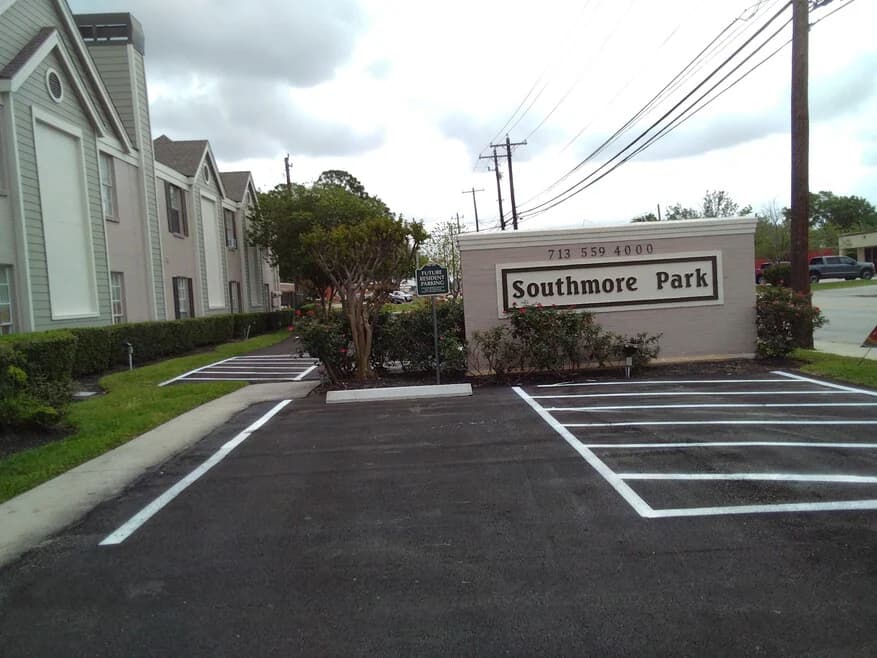 Southmore Park Apartments in Pasadena, Texas