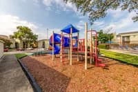 Summer Creek Apartments — photo 5