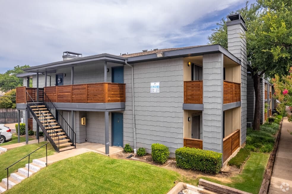 Spring Creek Apartments — photo 2