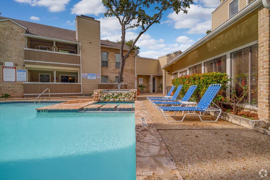 The Winston Apartments in San Antonio, Texas