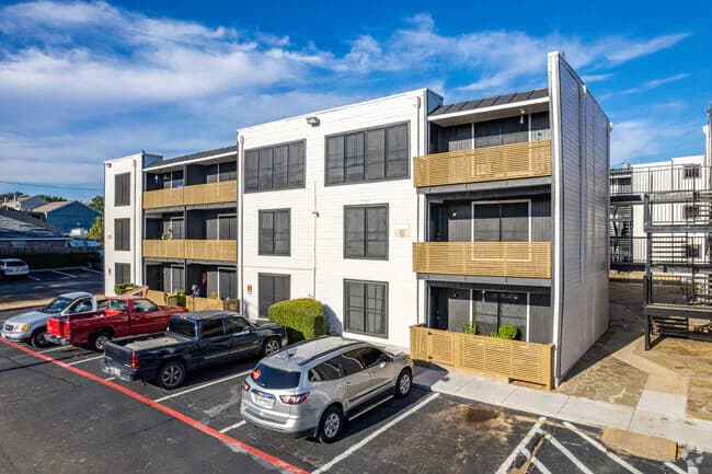 Parea Oak Lawn — photo 4