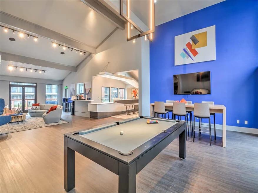 Sutton Place in Dallas, Texas
