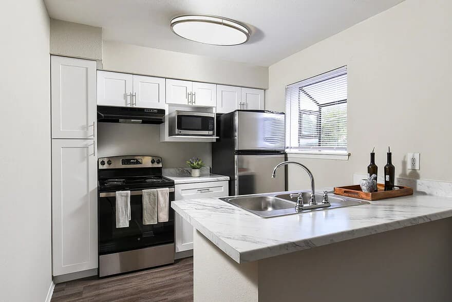 Cricket Hollow Apartments in Austin, Texas