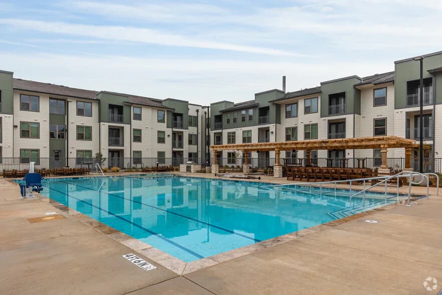 Estates at Ferguson in Dallas, Texas