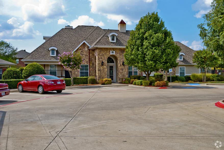 Bachon Townhomes in Wylie, Texas