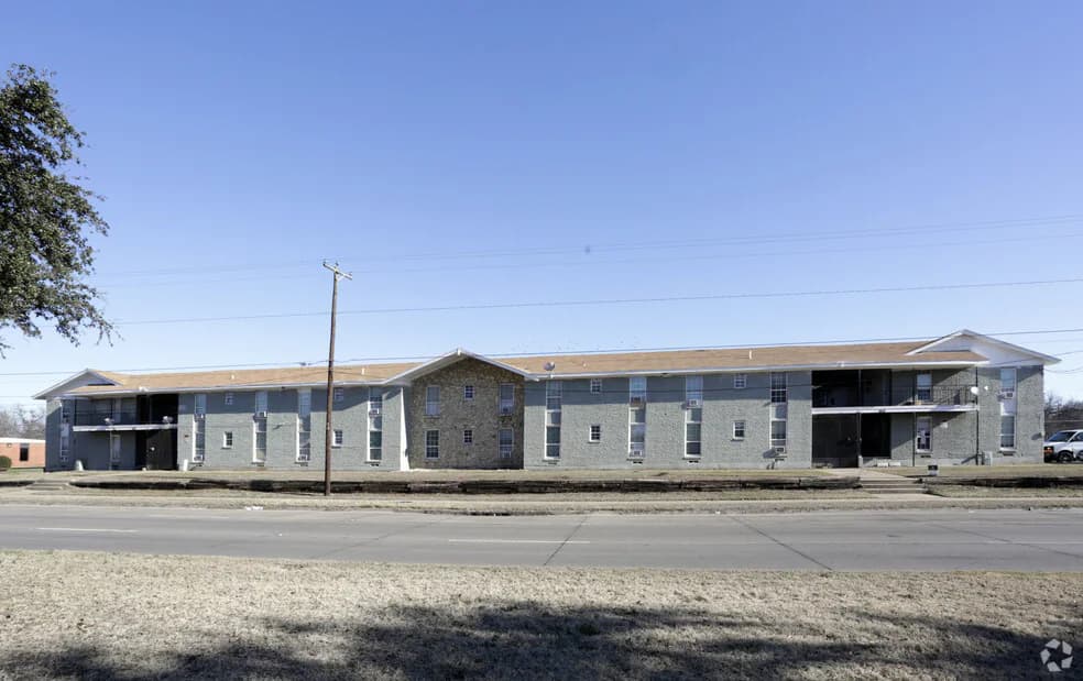 Hampton Village in Dallas, Texas