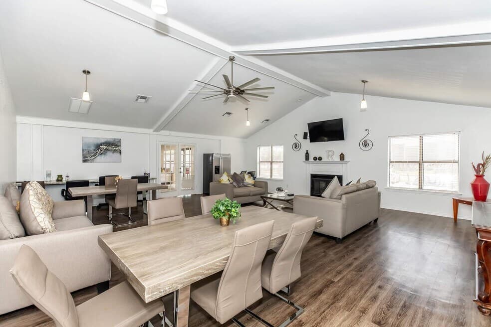 Rolling Hills Place in Lancaster, Texas