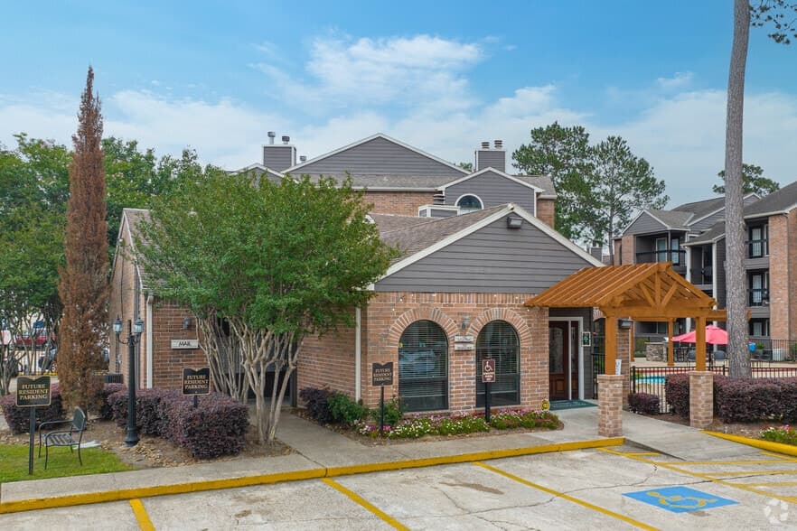 Sunrise at Atascocita — exterior