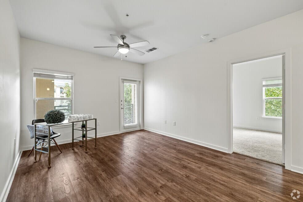 Trillium Terrace — photo 2