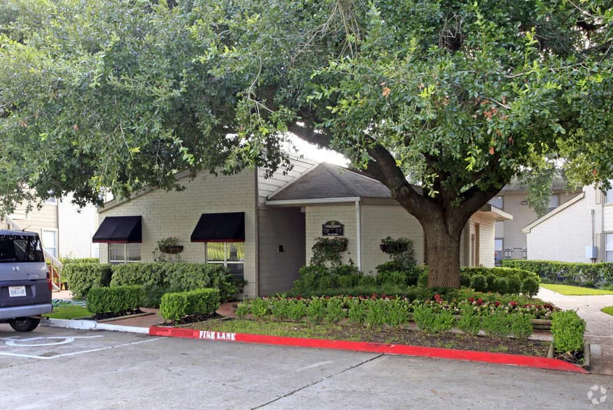 Pearland Village in Pearland, Texas