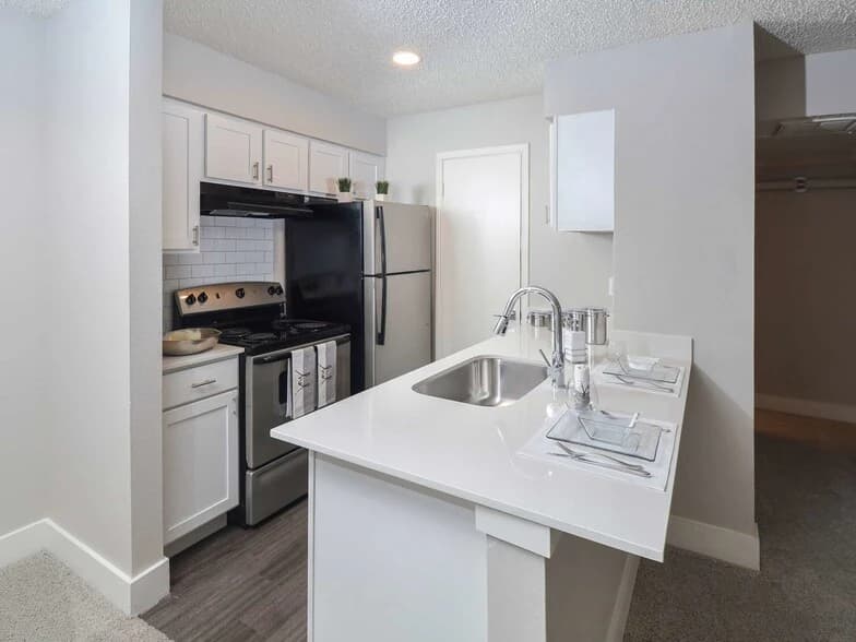 Stoney Ridge Apartments in Austin, Texas
