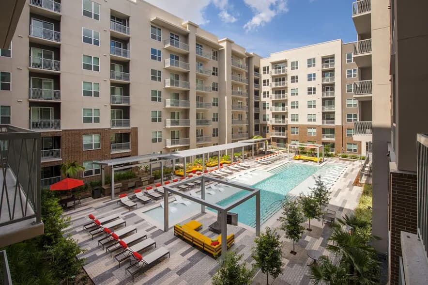 Pearl CityCentre (North) in Houston, Texas