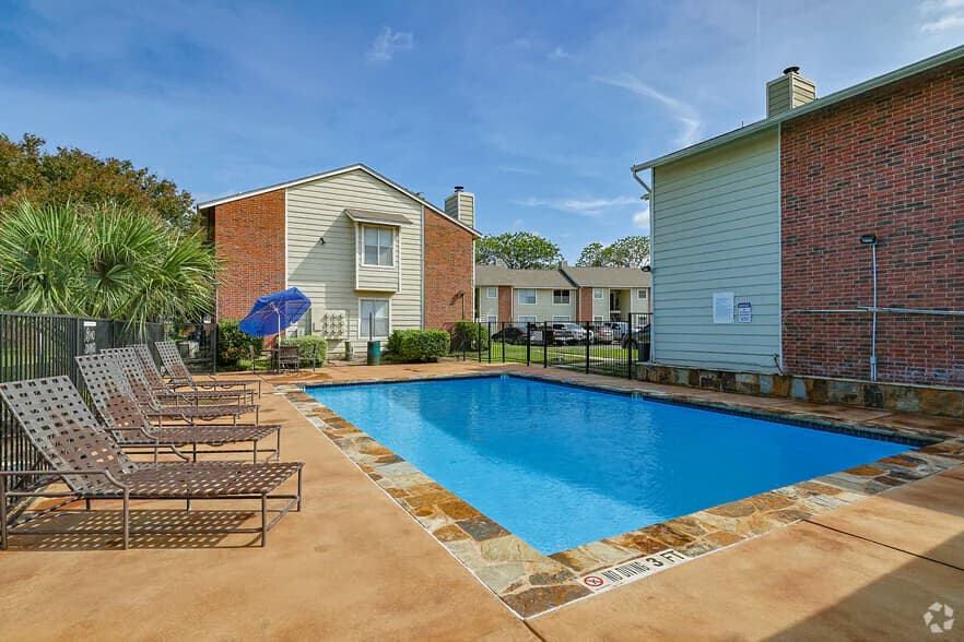 Salem Creek Apartment Homes in San Antonio, Texas