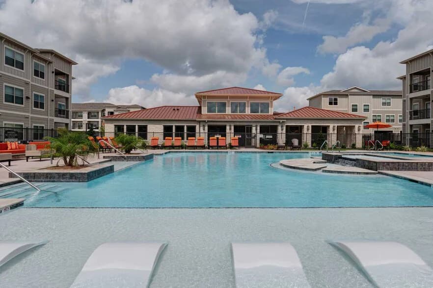 Smart Living at Cypress Creek Apartment Homes in Houston, Texas