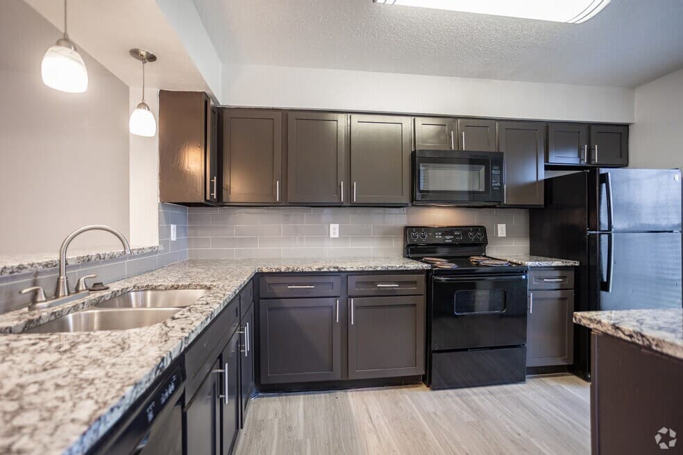 Timbers Apartment Homes — photo 2