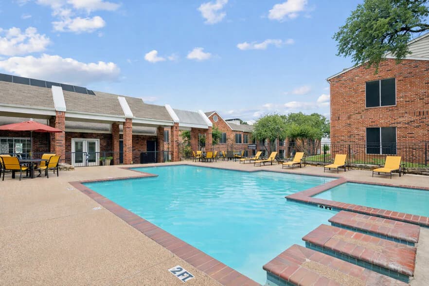 Sterling Crest in Arlington, Texas