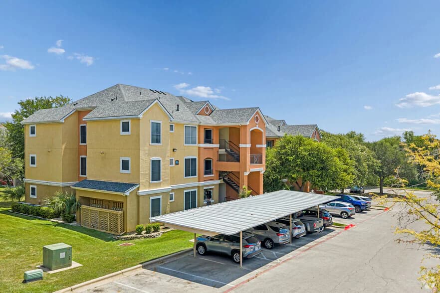 San Paloma Apartments in Austin, Texas