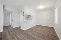 Crownover Apartments — photo 3