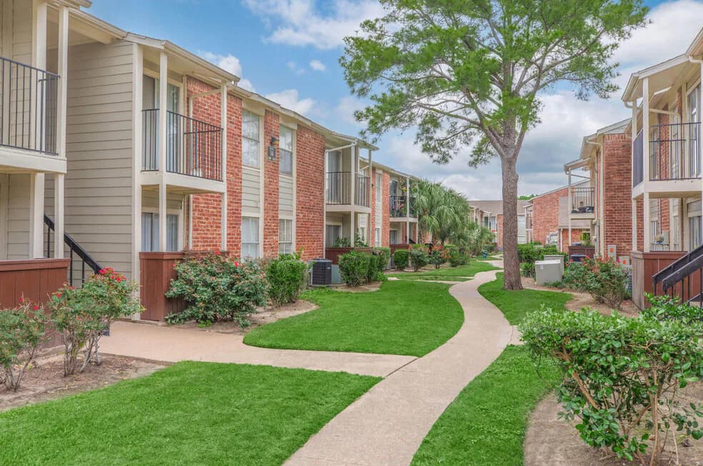 Arbor on Richmond Apartments in Houston, Texas