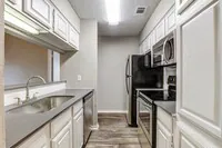 Embry Apartment Homes — photo 3