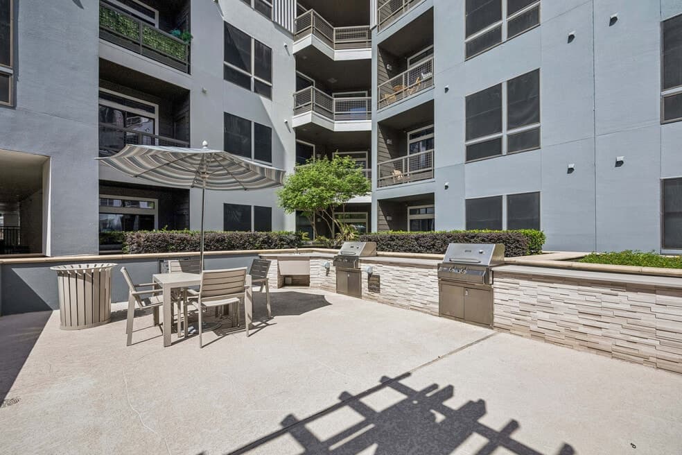 Aston Post Oak — photo 4