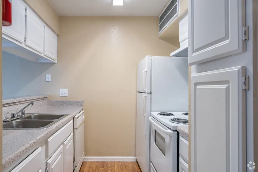 Salado At Cityview Apartments in Houston, Texas