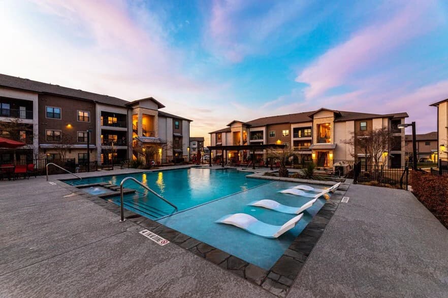 Loretto at Creekside in Live Oak, Texas