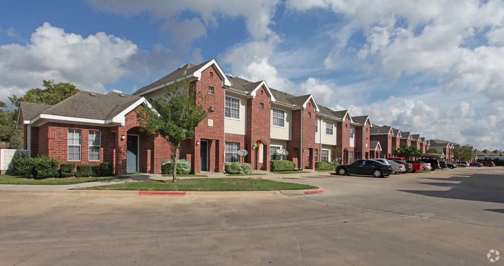 Plum Creek Apartments in Houston, Texas