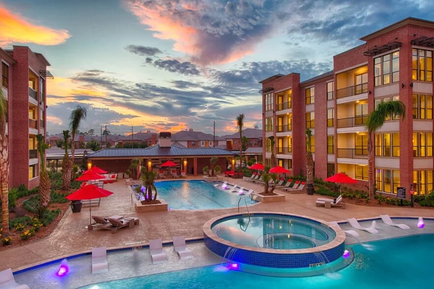 San Marino Apartments in Houston, Texas