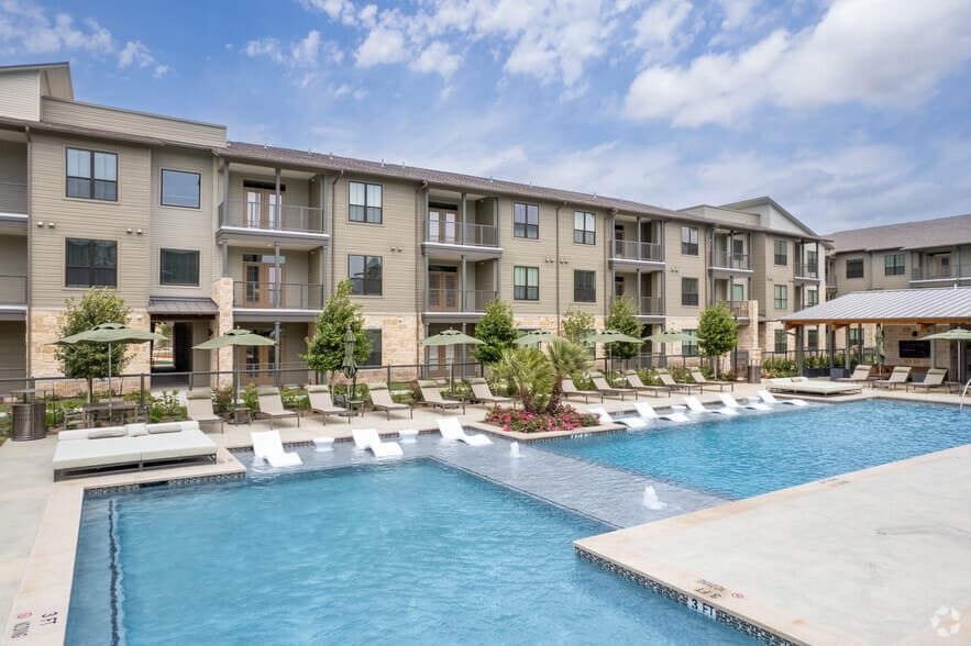 Granary Flats in Richmond, Texas