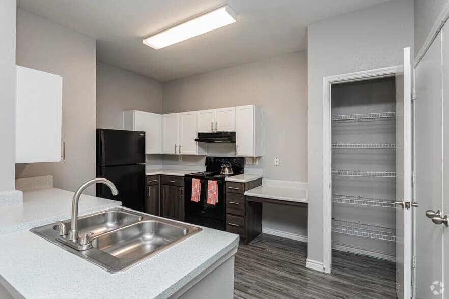 Mission Del Rio Apartment Homes in San Antonio, Texas