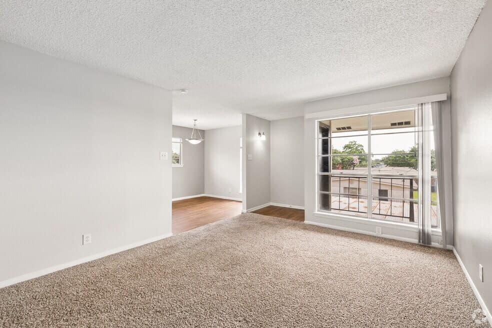 RiverStone Apartment Homes — photo 4