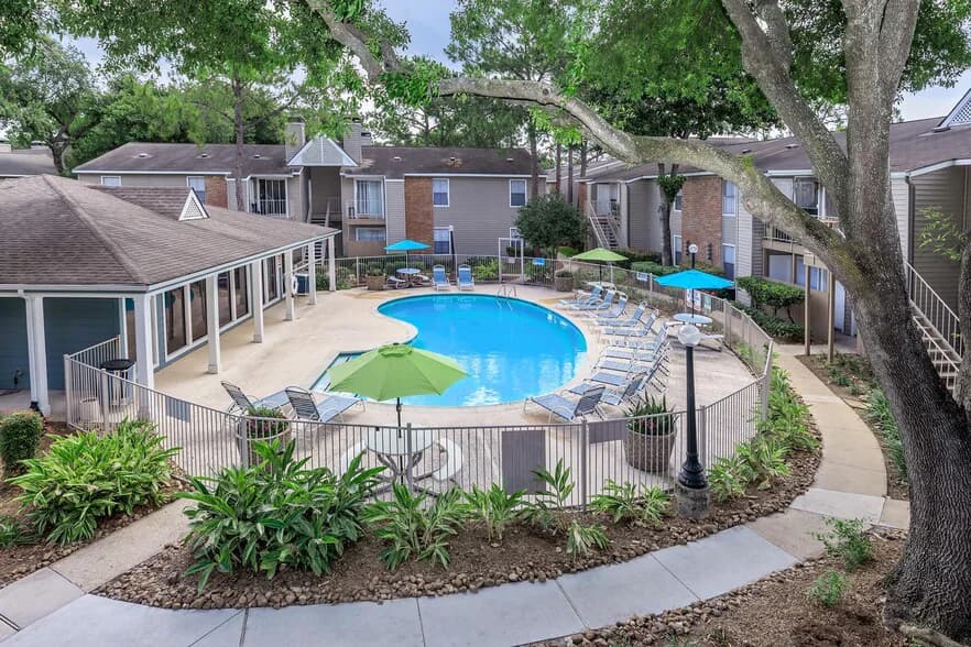 Riveraine Apartments in Houston, Texas