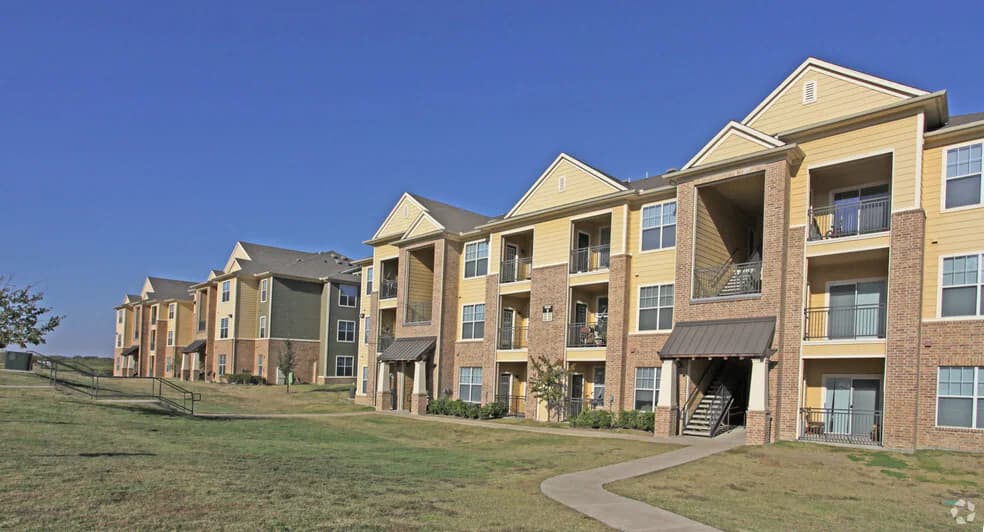 Vinewood Apartments — exterior