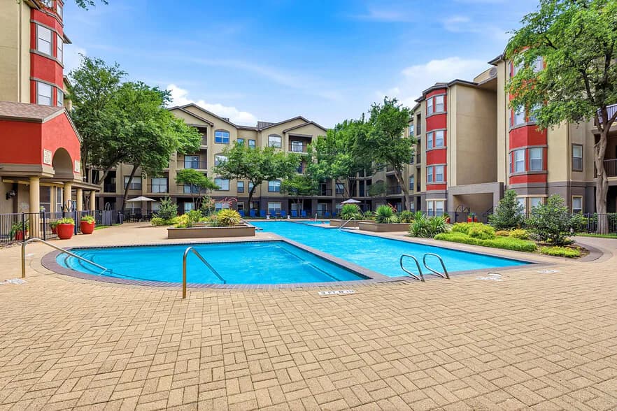 Inwood on the Park in Dallas, Texas