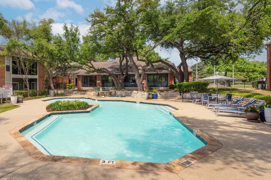 Arboretum Oaks in Austin, Texas