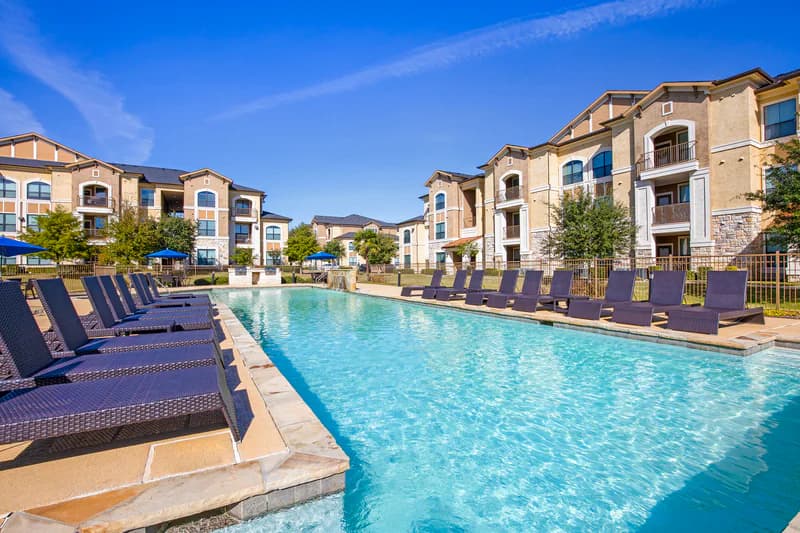 Summercrest Burleson Apartments in Burleson, Texas