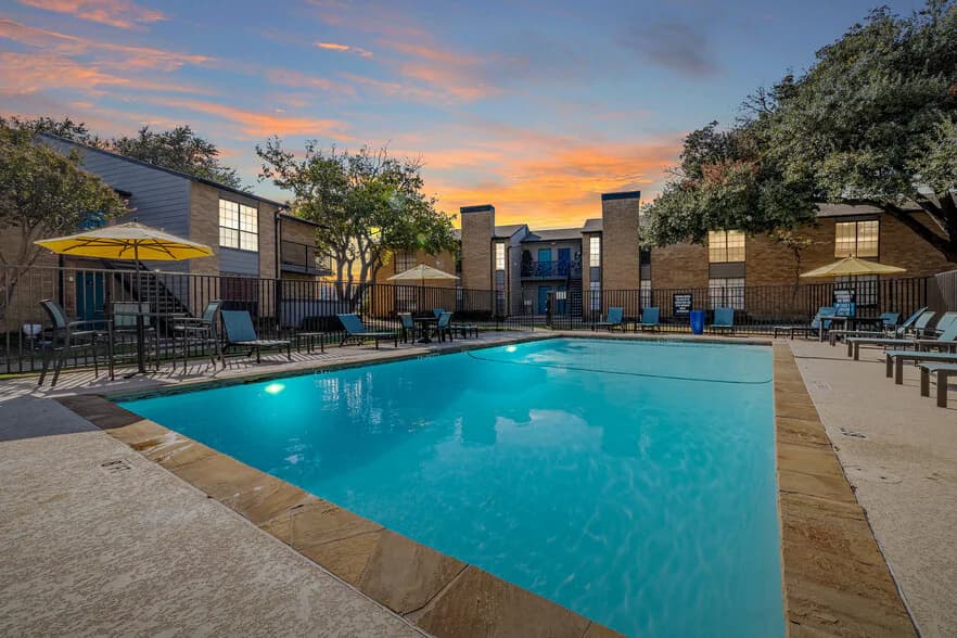 La Mirada in Richardson, Texas