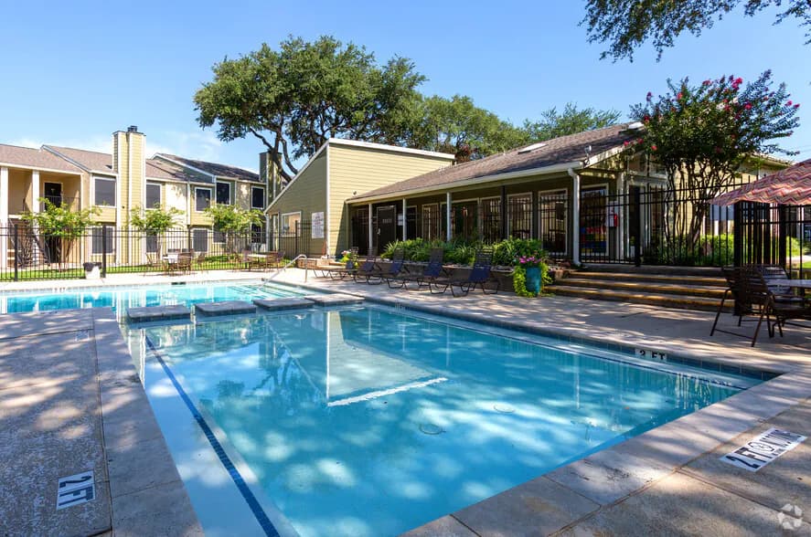 Summer Hill Apartments in Dallas, Texas