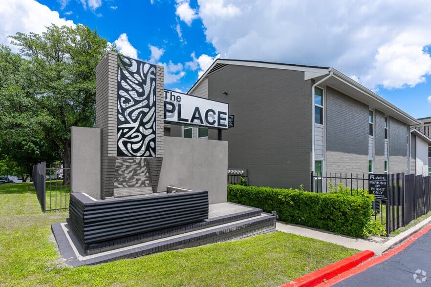 Place at Westover Hills in Fort Worth, Texas